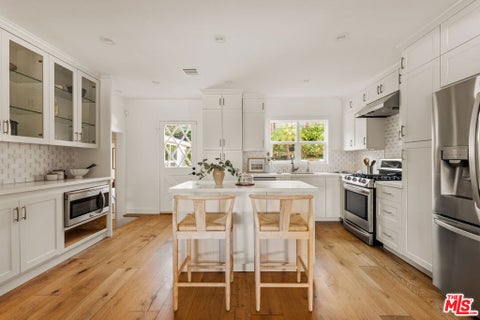 Tiny photo for 5887 W 77th Place, Los Angeles, CA 90045 (MLS # 26102742)