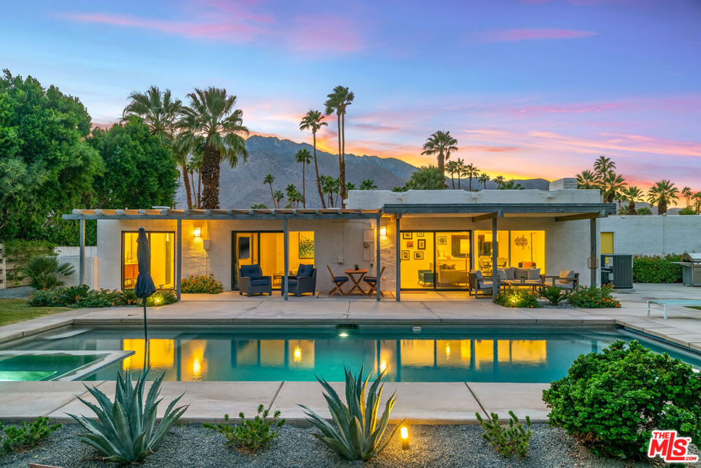 544 N Tercero Circle