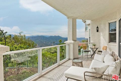 Photo of 2048 Palisades Drive, Pacific Palisades, CA 90272 (MLS # 26707225)