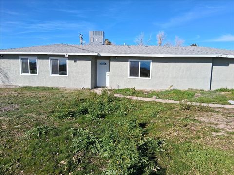 Photo of 16657 Foothill Avenue, Edwards, CA 93523 (MLS # SR26017060)