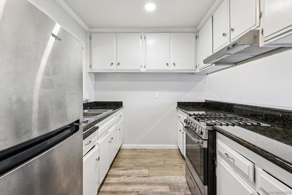 490 Fourth Ave 21
