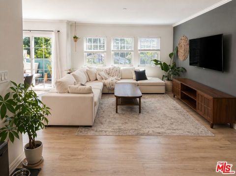 Photo of 4832 Whitsett Avenue #203, Valley Village, CA 91607 (MLS # 26812991)