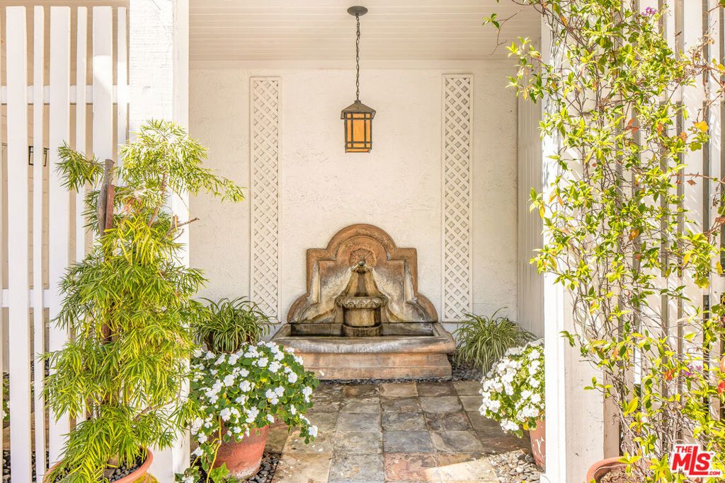 Photo of 1647 N Beverly Glen Boulevard, Los Angeles, CA 90077 (MLS # 26640749)