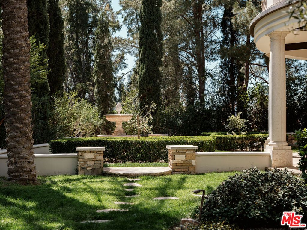 Photo of 12705 Chalon Road, Los Angeles, CA 90049 (MLS # 25531613)