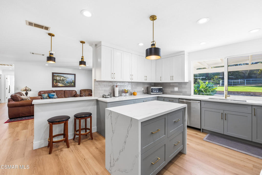 Bridle Path-103 - 103 - Residential