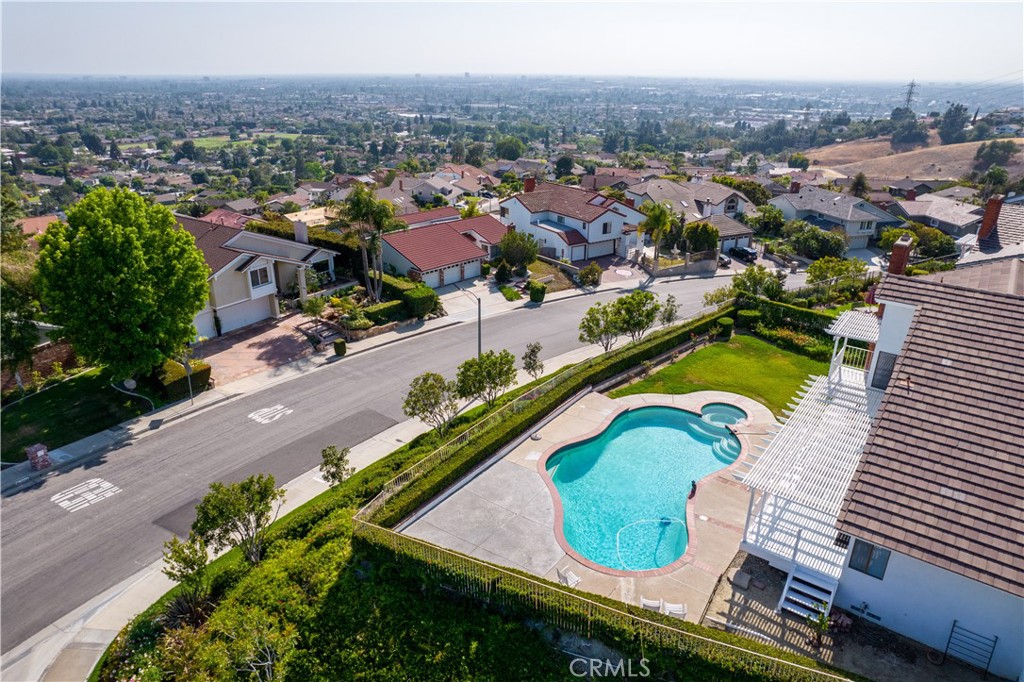 Summitview - Residential