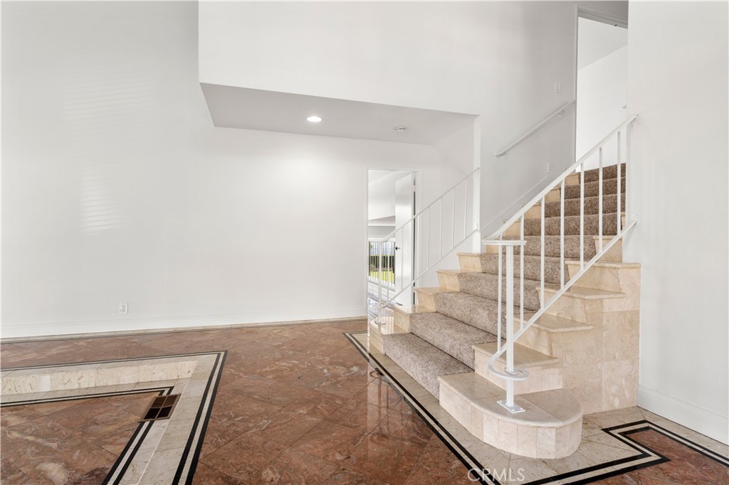 Summitview - Residential