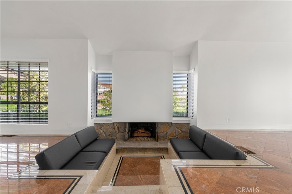 Summitview - Residential