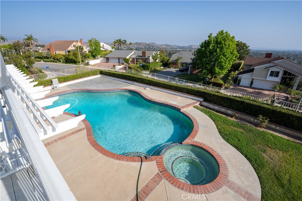 Summitview - Residential