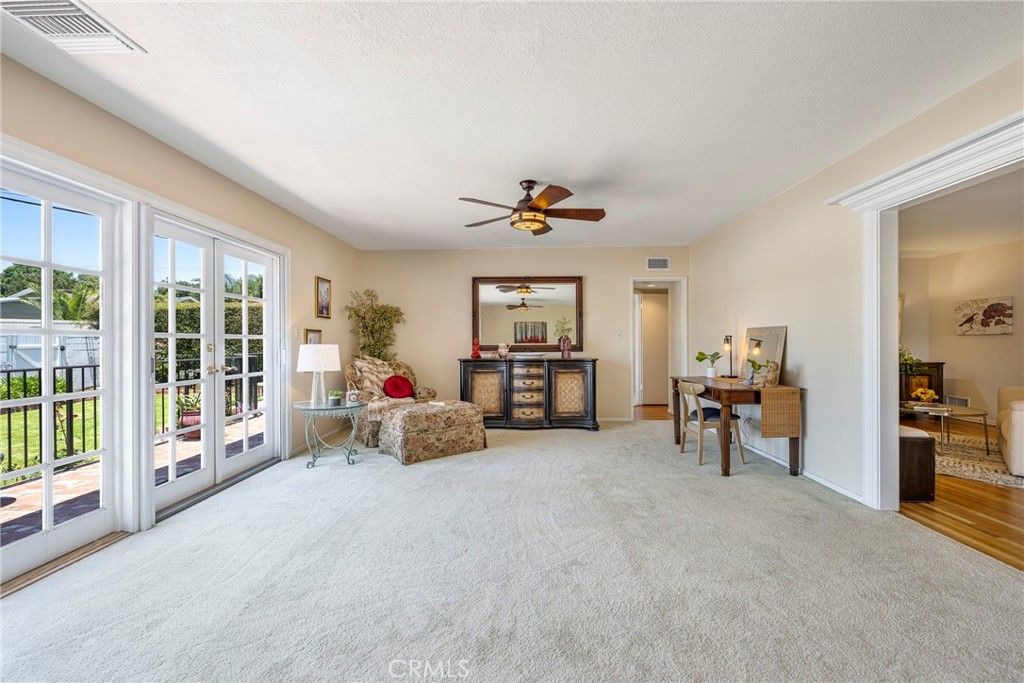 listing image 130721896380807019729