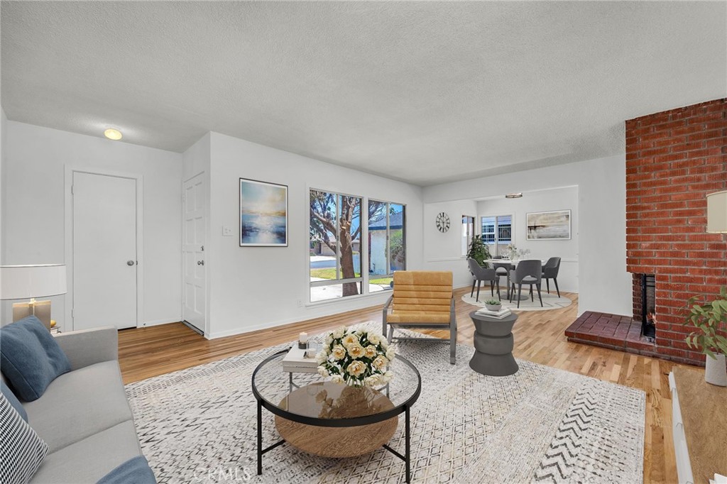 1014 W 185th Street