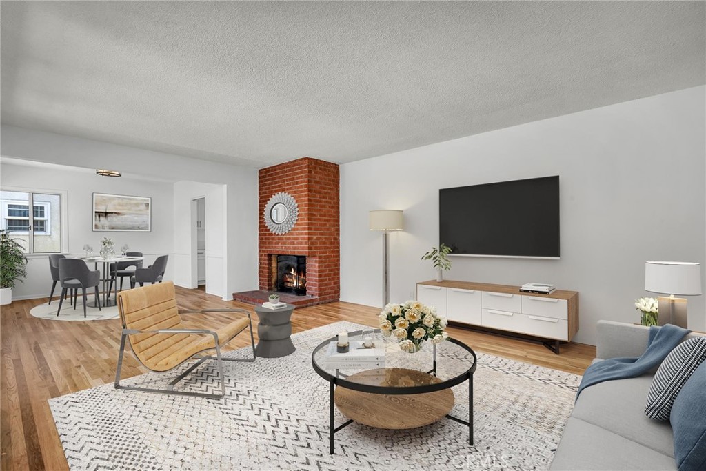 1014 W 185th Street