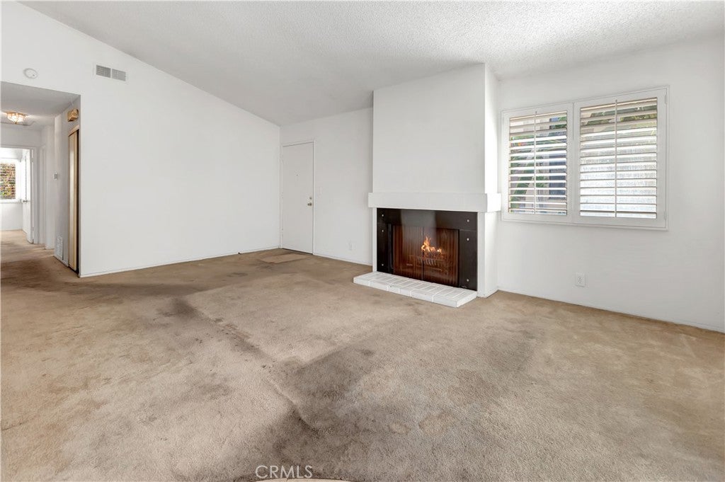 31405 Sundance