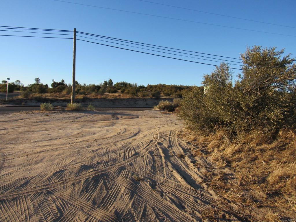 19.58 ACRES Tierra del Sol and Hwy 94