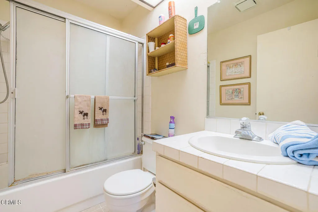 Oak Park, California 91377, United States, 4 Bedrooms Bedrooms, ,3 BathroomsBathrooms,Residential,Active,122810