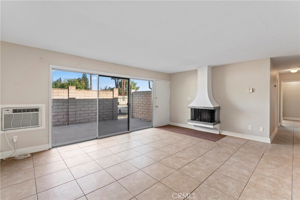 3090 Panorama Road A