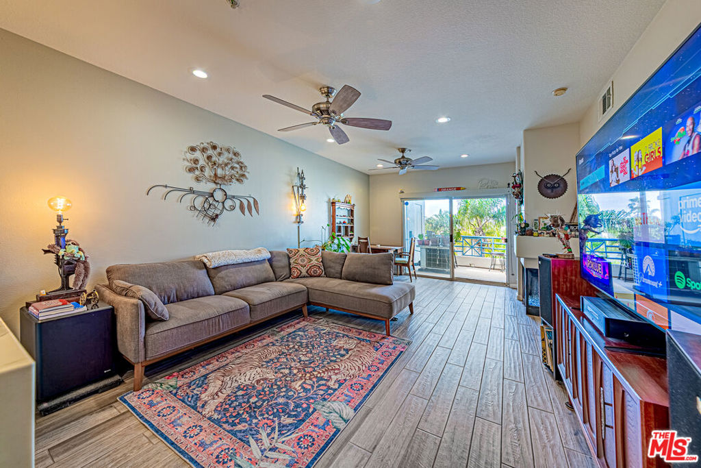 415 Townsquare Lane 325