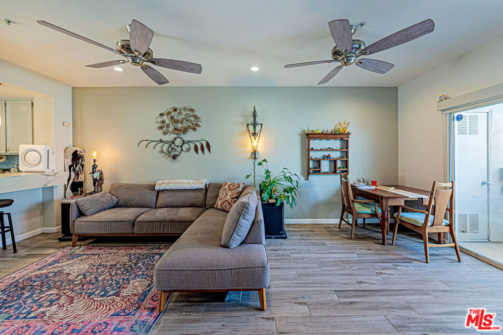 415 Townsquare Lane 325