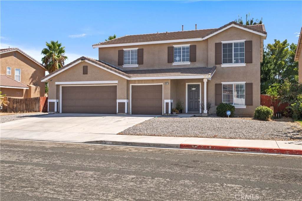 Welcome to this family home perfect for comfortable living 4 bedrooms,3 baths, in the kitchen spacious central island, all rooms in second level master bedroom with a walking closet and bathroom with a separate tub and shower, double sink, the expansive living room with open dining room