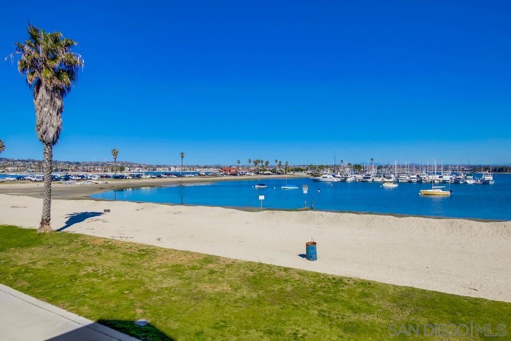 Pacific Beach - Residential Income