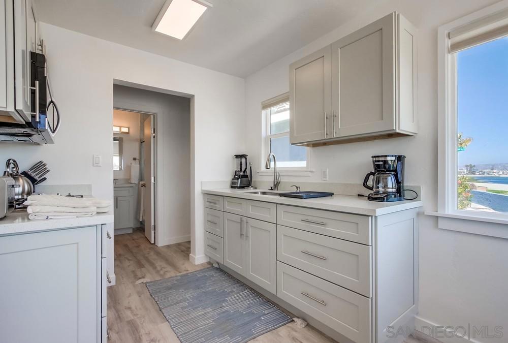 Pacific Beach - Residential Income