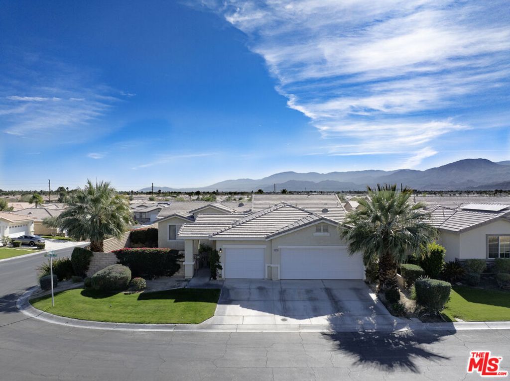 Photo of 83725 Lumley Avenue, Indio, CA 92203 (MLS # 26651943)