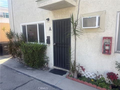 Photo of 2800 Thornton Avenue #A, Burbank, CA 91504 (MLS # GD26072195)