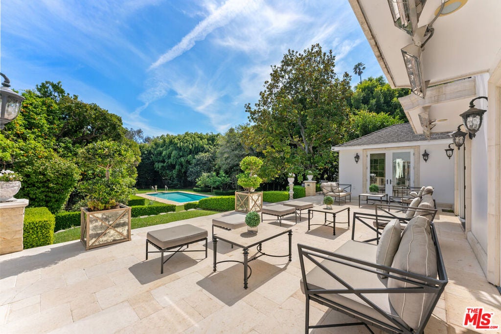 10914 Bellagio Road, Los Angeles CA 90077