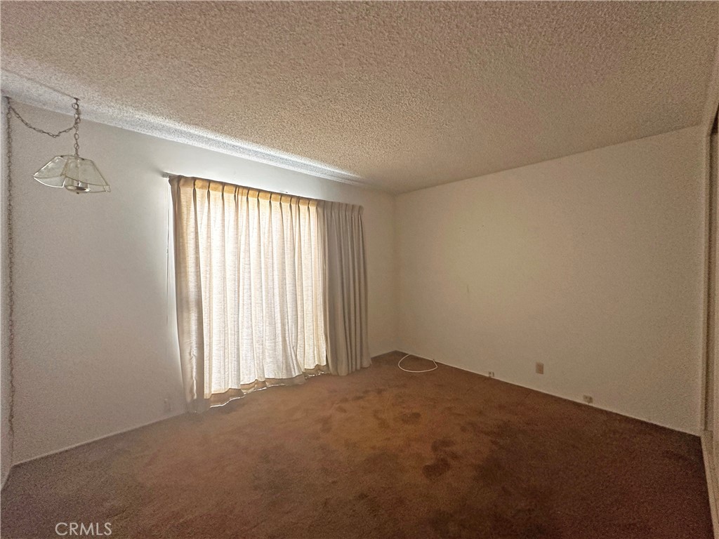 2039 Craig Way