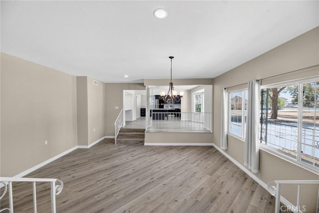 1175 Dunlap Dr