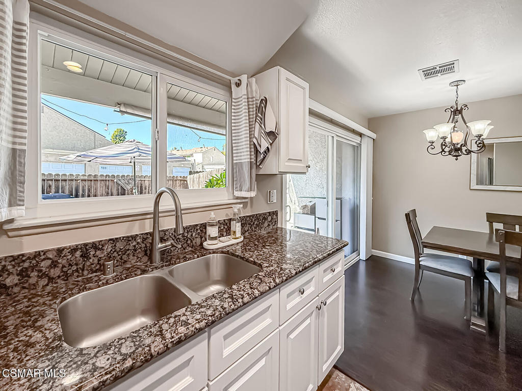 Varsity Park (S. of Campus Pk)-236 - 1001762 - Residential