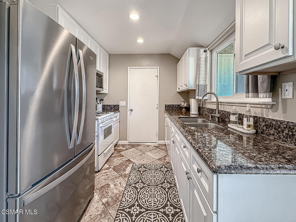 Varsity Park (S. of Campus Pk)-236 - 1001762 - Residential