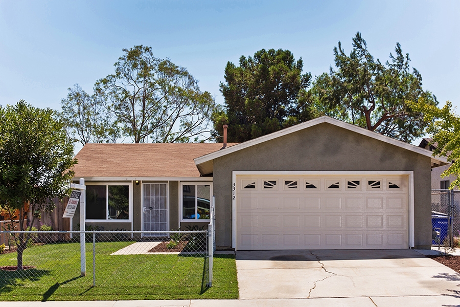 Beautifully remodeled 3 bedroom, 2 bathroom home in National City! Upgrades include remodeled kitchen with custom cabinets, granite countertops, SS appliances, and tile flooring, wood laminate flooring in living room and hallway, dual-paned windows, new front landscaping with fresh sod and drip irrigation for planters. Fully enclosed front yard for the kids to play and low maintenance backyard with views! Close proximity to freeway access, schools, shopping, and parks! Perfect for a first time buyer! Neighborhoods: National City Equipment: Dryer, Range/Oven, Washer Other Fees: 0 Sewer: Sewer Connected Topography: LL