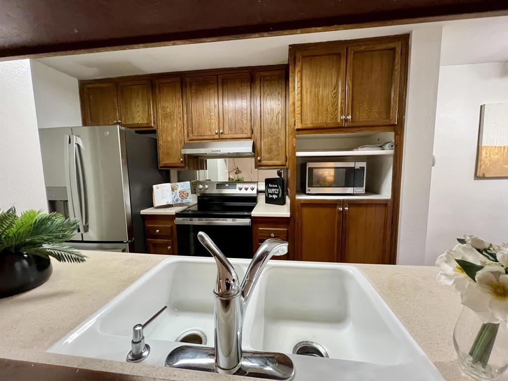 9860 Buena Vista Avenue 3