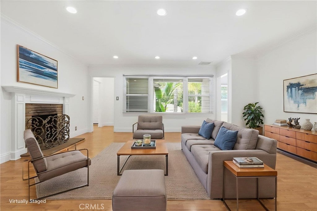 5027 Rigoletto Street
