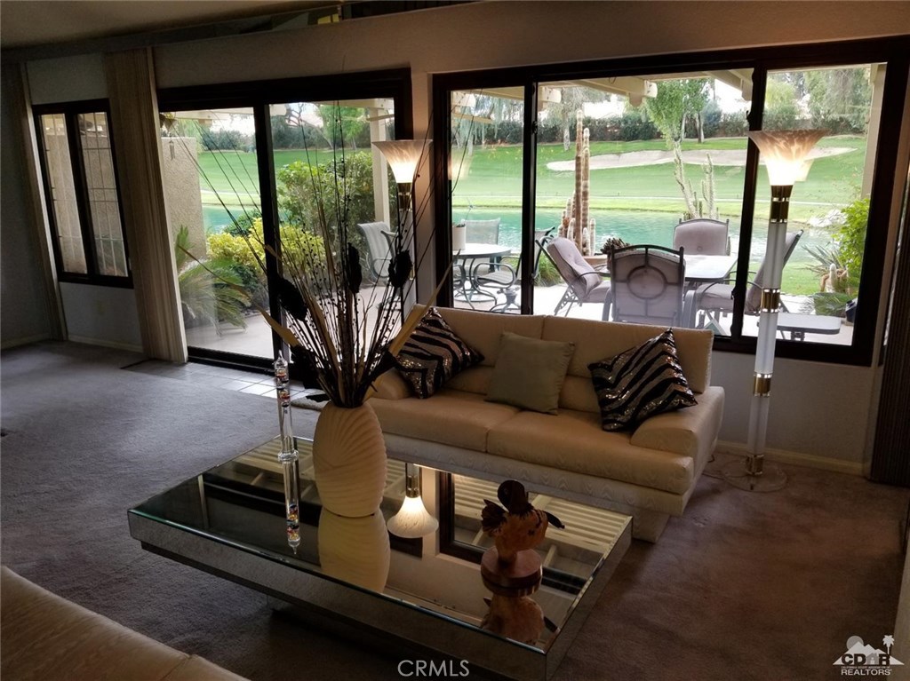 Woodhaven Country Cl - Residential