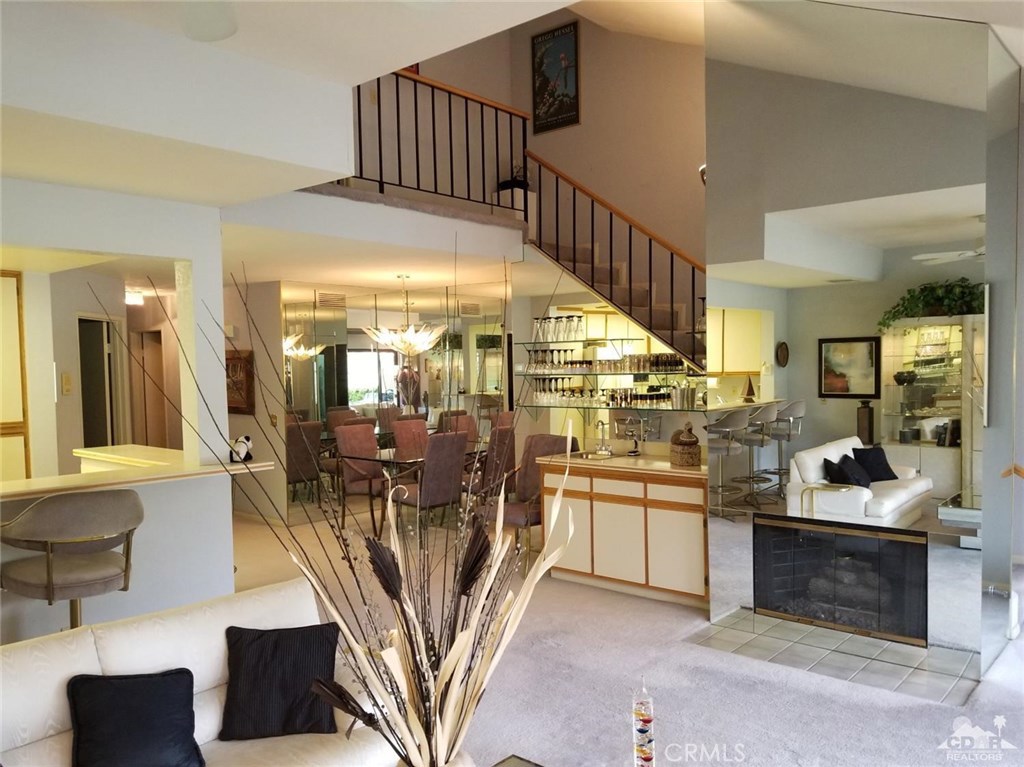 Woodhaven Country Cl - Residential