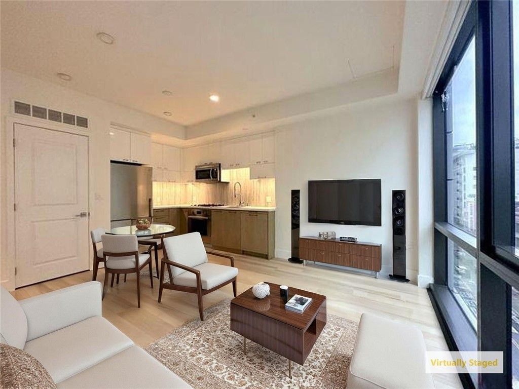 Photo of 400 S Broadway #606, Los Angeles, CA 90013 (MLS # WS26046162)