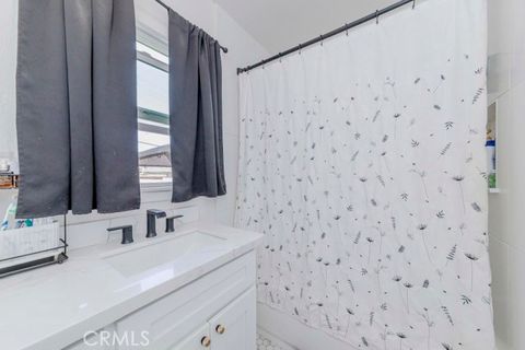 Tiny photo for 7933 Washington Avenue, Whittier, CA 90602 (MLS # SB25137876)