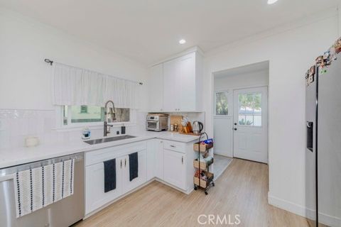 Tiny photo for 7933 Washington Avenue, Whittier, CA 90602 (MLS # SB25137876)