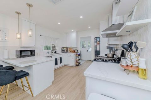 Tiny photo for 7933 Washington Avenue, Whittier, CA 90602 (MLS # SB25137876)