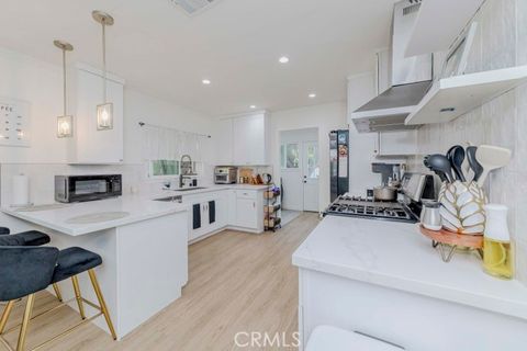 Tiny photo for 7933 Washington Avenue, Whittier, CA 90602 (MLS # SB25137876)