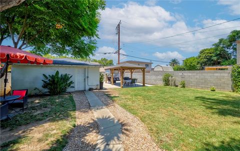 Tiny photo for 7933 Washington Avenue, Whittier, CA 90602 (MLS # SB25137876)
