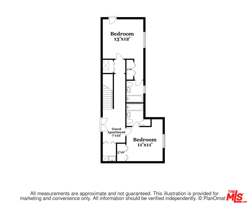 Main image without alt text