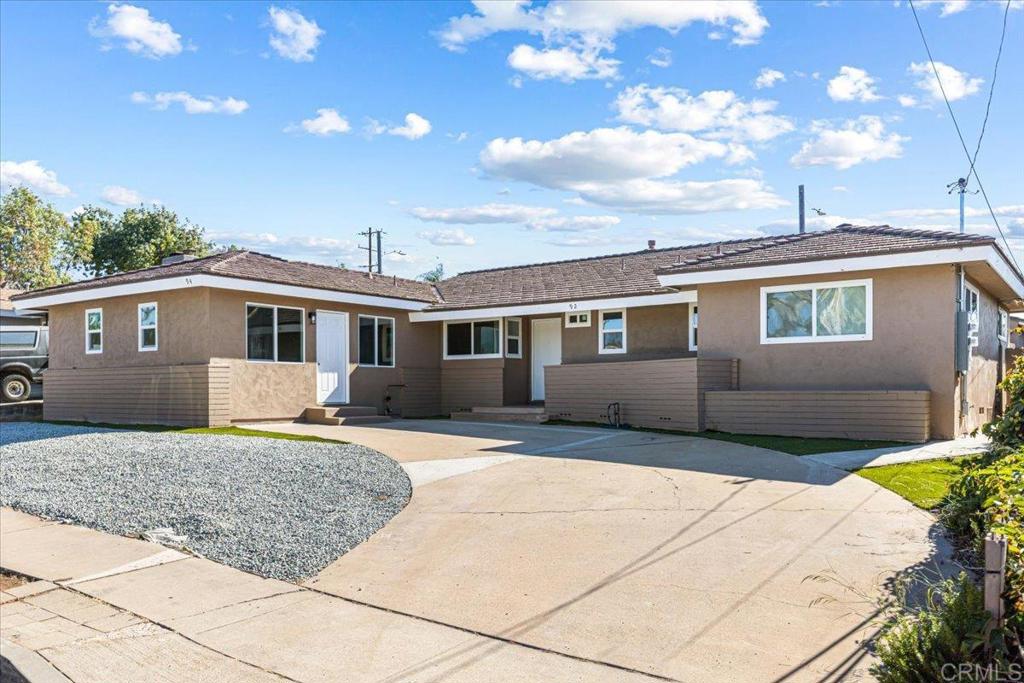 92 Glover Ct