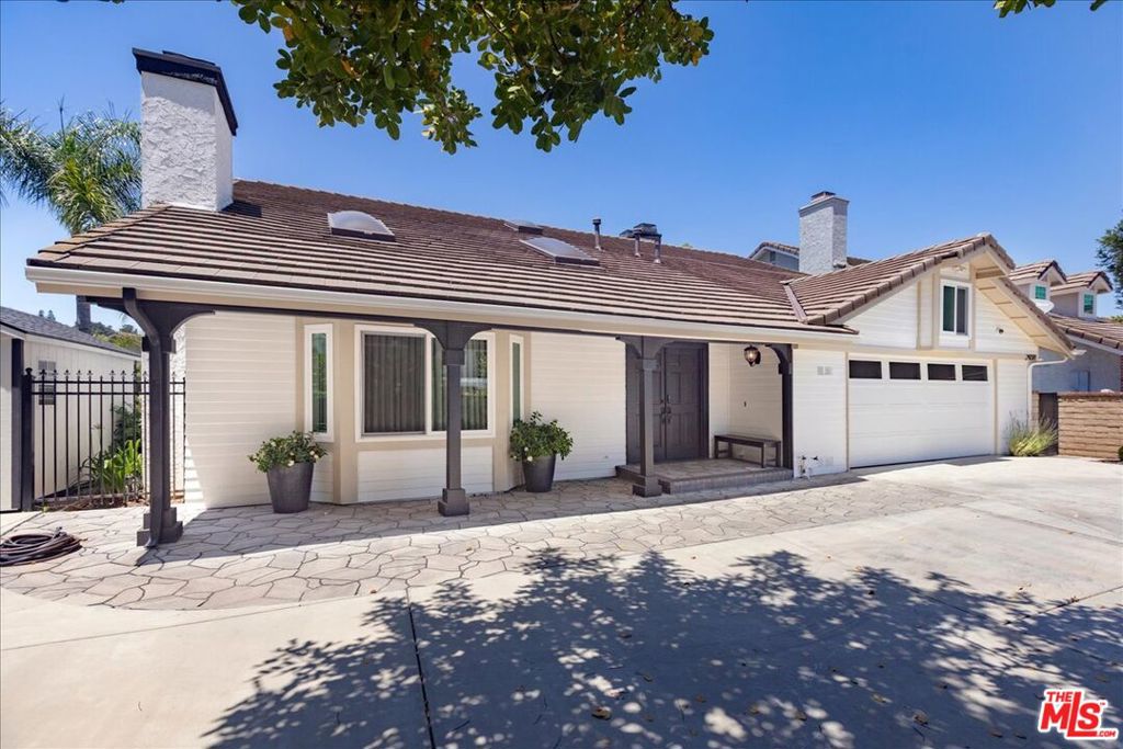 29018 Saddlebrook Drive