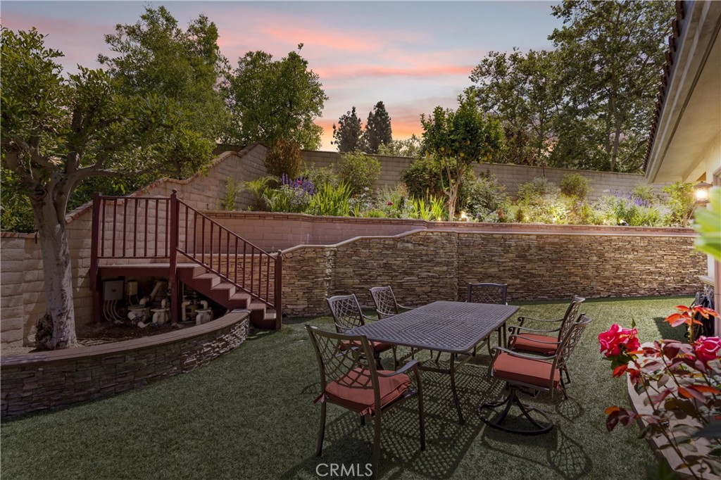 1202 Duke Lane