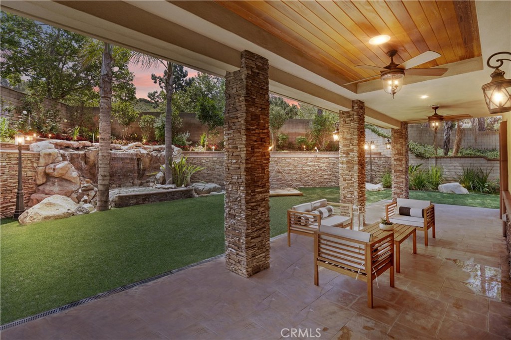 1202 Duke Lane