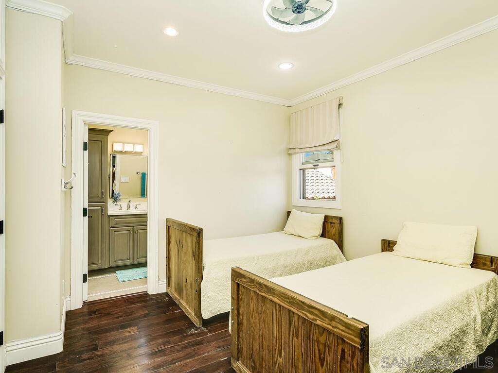 Coronado Village - Residential Lease