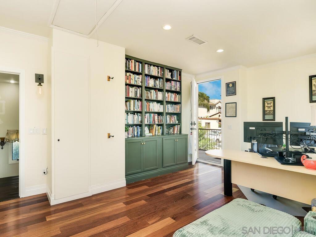 Coronado Village - Residential Lease
